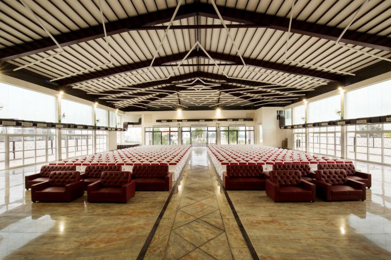 Vistar Pavithra Vivaha Convention Hall Jigani Exterior photo